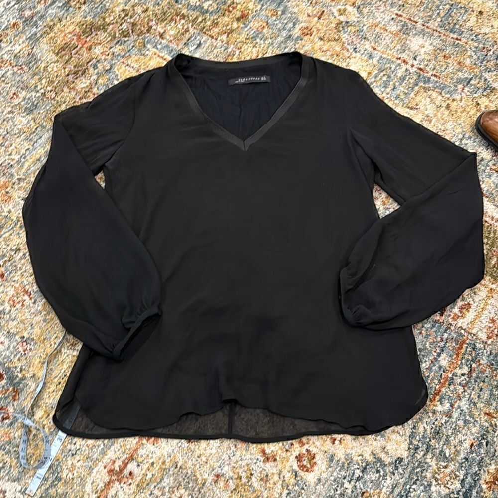 Zara Long-sleeve blouse 